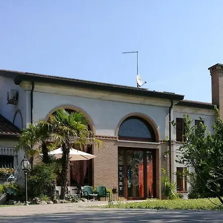 La Corte Bed & Breakfast Rosolina